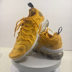Nike Air VaporMax Plus Go The Extra Smile Yellow DO5874-700 Womens Size 7